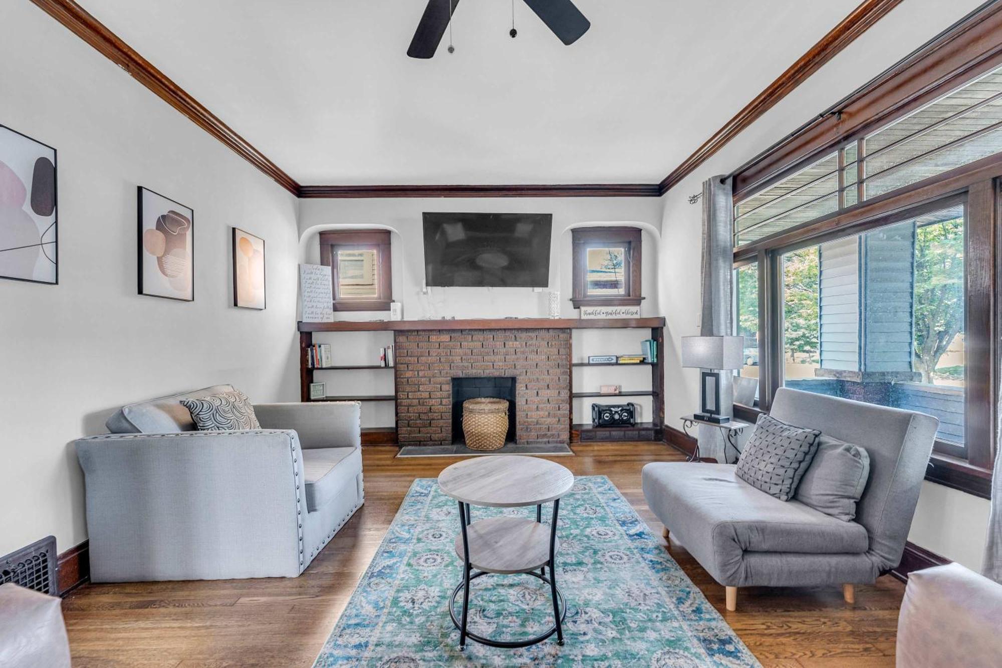 Beautifully Remodeled Duplex Apt In West Blvd Cleveland Ngoại thất bức ảnh