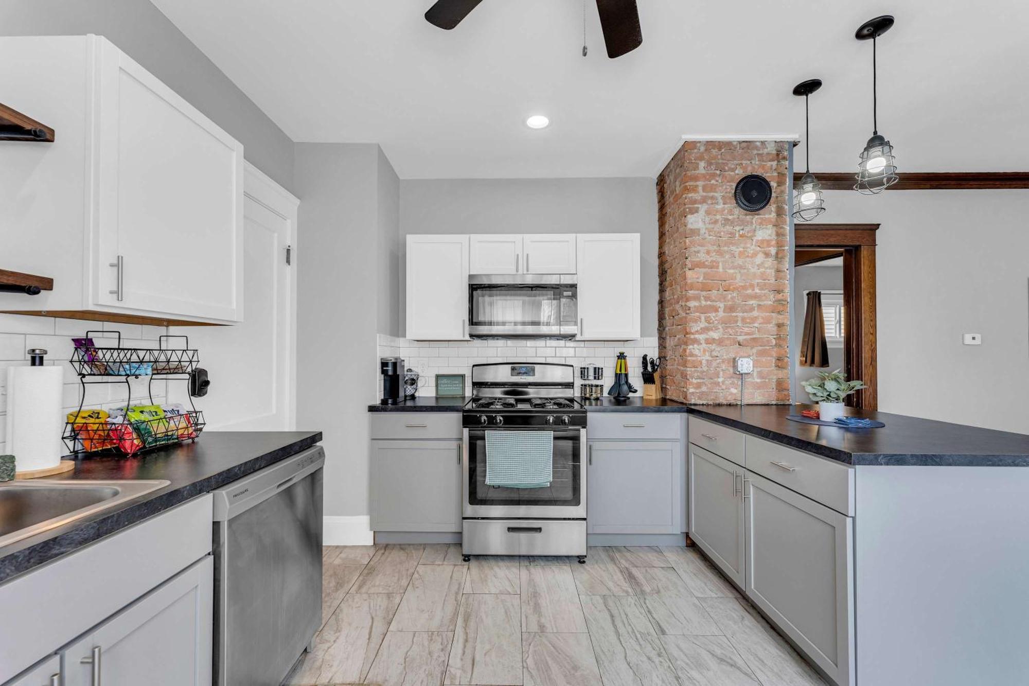 Beautifully Remodeled Duplex Apt In West Blvd Cleveland Ngoại thất bức ảnh